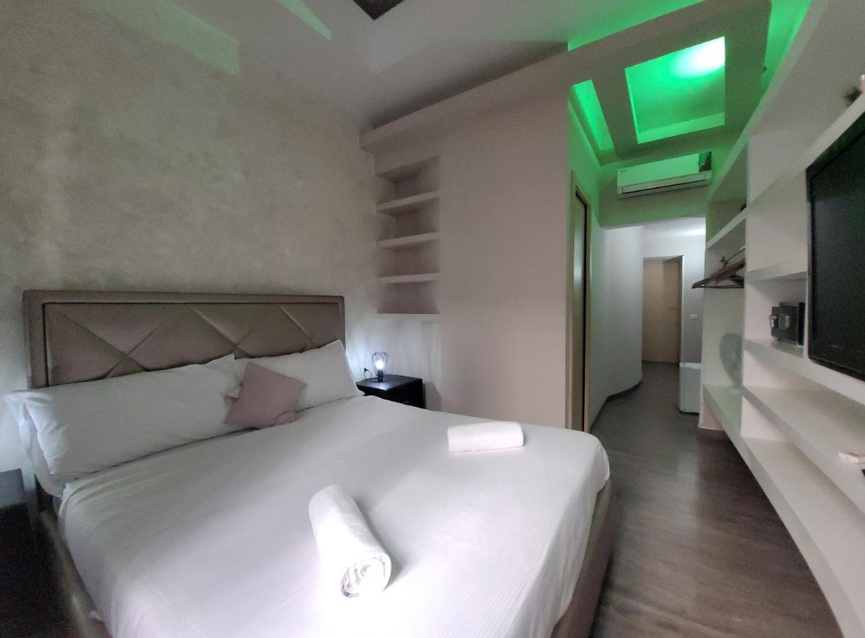 Romantic Dreams Sistina Guest House Exterior photo